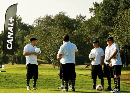 team Building sportif 30 ans de Canal+ Footgolf GreenPark